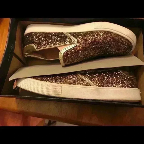 Kenneth Cole Reaction Kam Slip-On Glitter, Size 4 - Picture 3 of 7